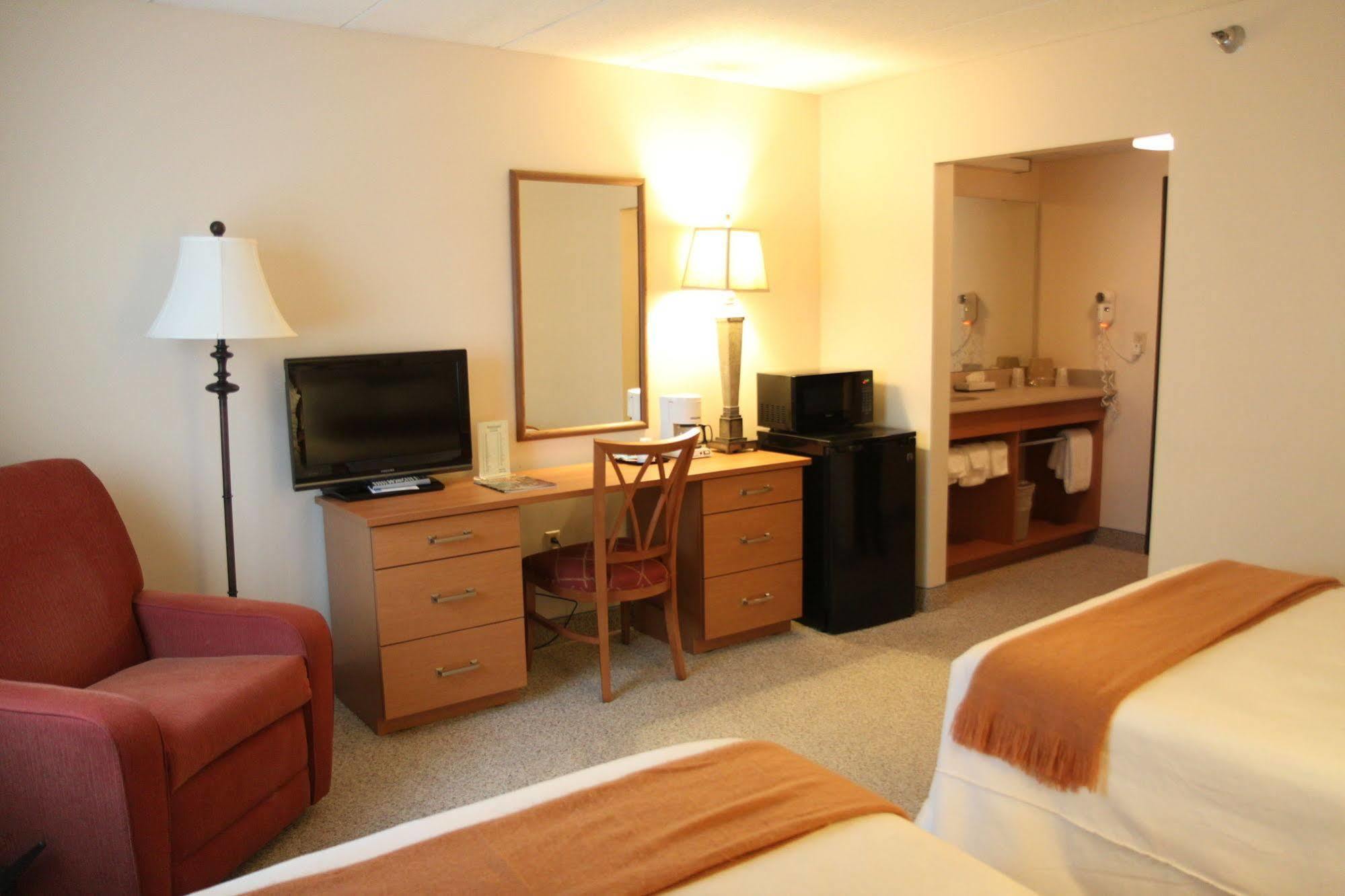 רוצ'סטר Brentwood Inn And Suites מראה חיצוני תמונה